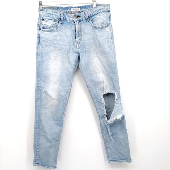 Moussy Moussy Moussy - Picture 1 of 14